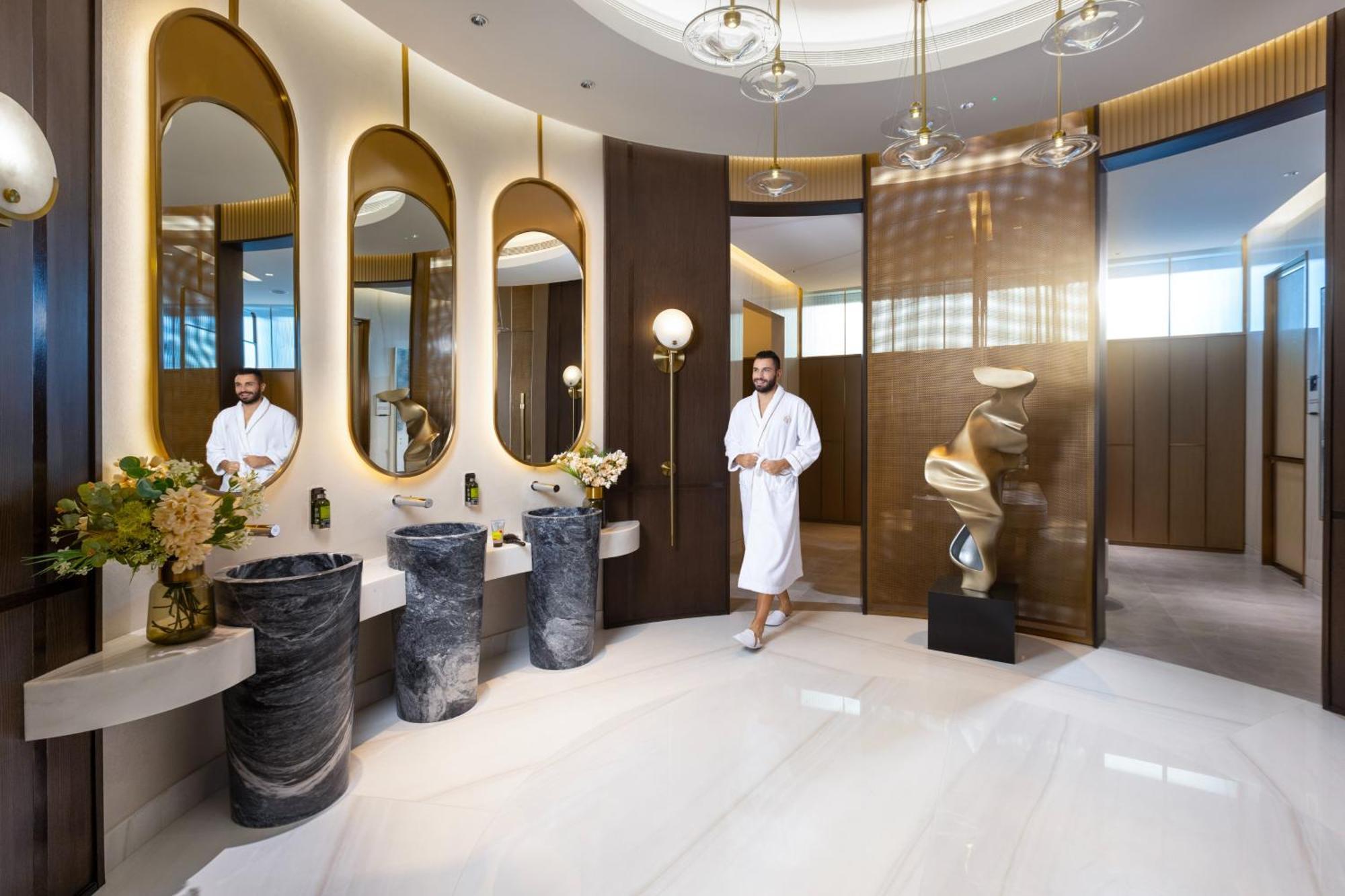 Отель Onyx Rotana Манама Экстерьер фото The spa at The Dorchester