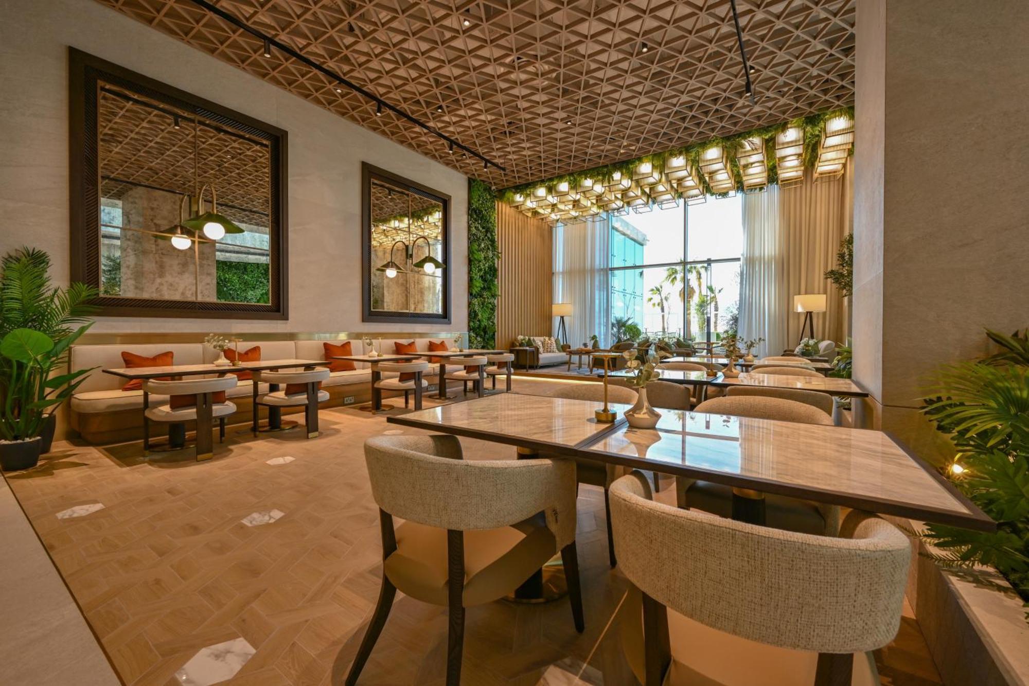 Отель Onyx Rotana Манама Экстерьер фото The interior of the restaurant