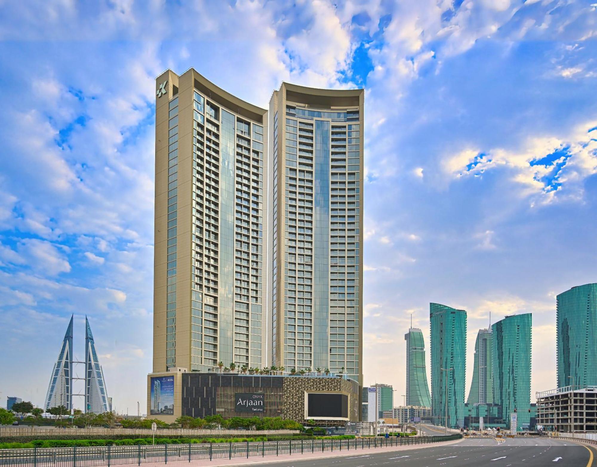 Отель Onyx Rotana Манама Экстерьер фото The Four Seasons Hotel Bahrain